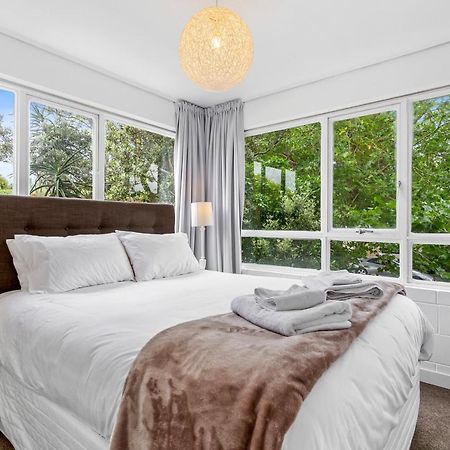 One Bedroom Apartment, Heart Of Newmarket Auckland Exterior photo